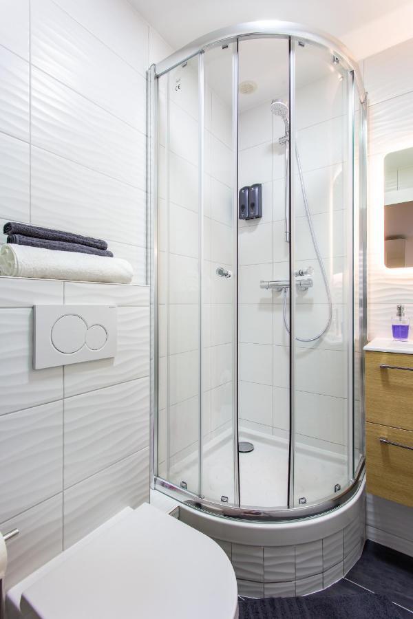 שאנז סור-מרנה D&E - Paris-Disney - Holidays Apartment - Appartement De Vacances - 5 Chambres- 5 Sdb - 5 Bedrooms - 5 Bathrooms - Netflix מראה חיצוני תמונה