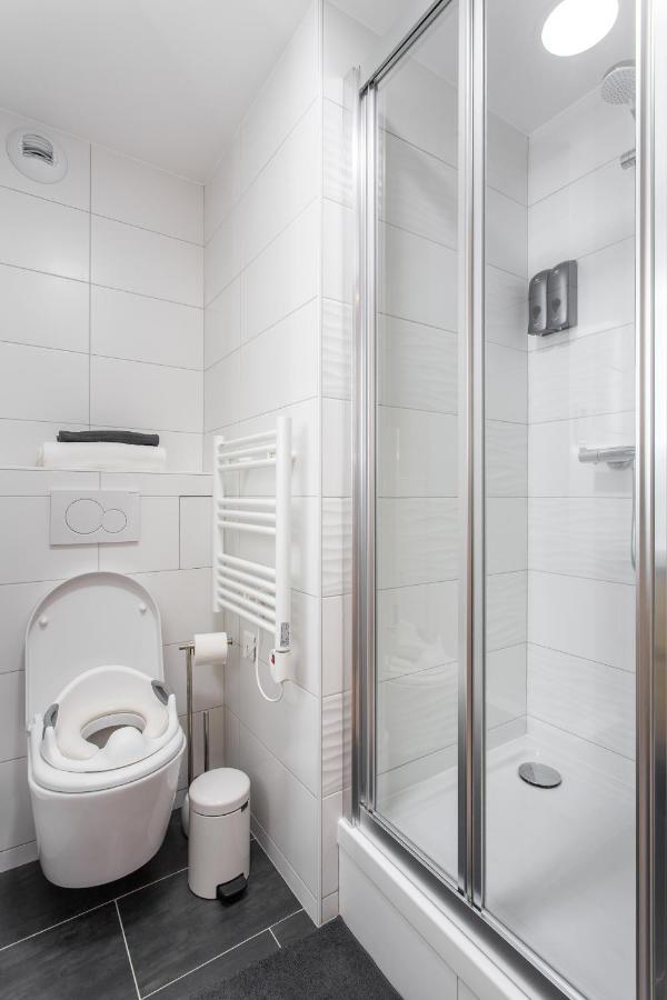 שאנז סור-מרנה D&E - Paris-Disney - Holidays Apartment - Appartement De Vacances - 5 Chambres- 5 Sdb - 5 Bedrooms - 5 Bathrooms - Netflix מראה חיצוני תמונה