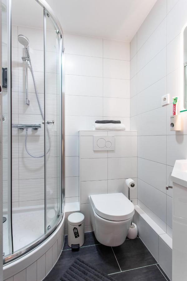 שאנז סור-מרנה D&E - Paris-Disney - Holidays Apartment - Appartement De Vacances - 5 Chambres- 5 Sdb - 5 Bedrooms - 5 Bathrooms - Netflix מראה חיצוני תמונה
